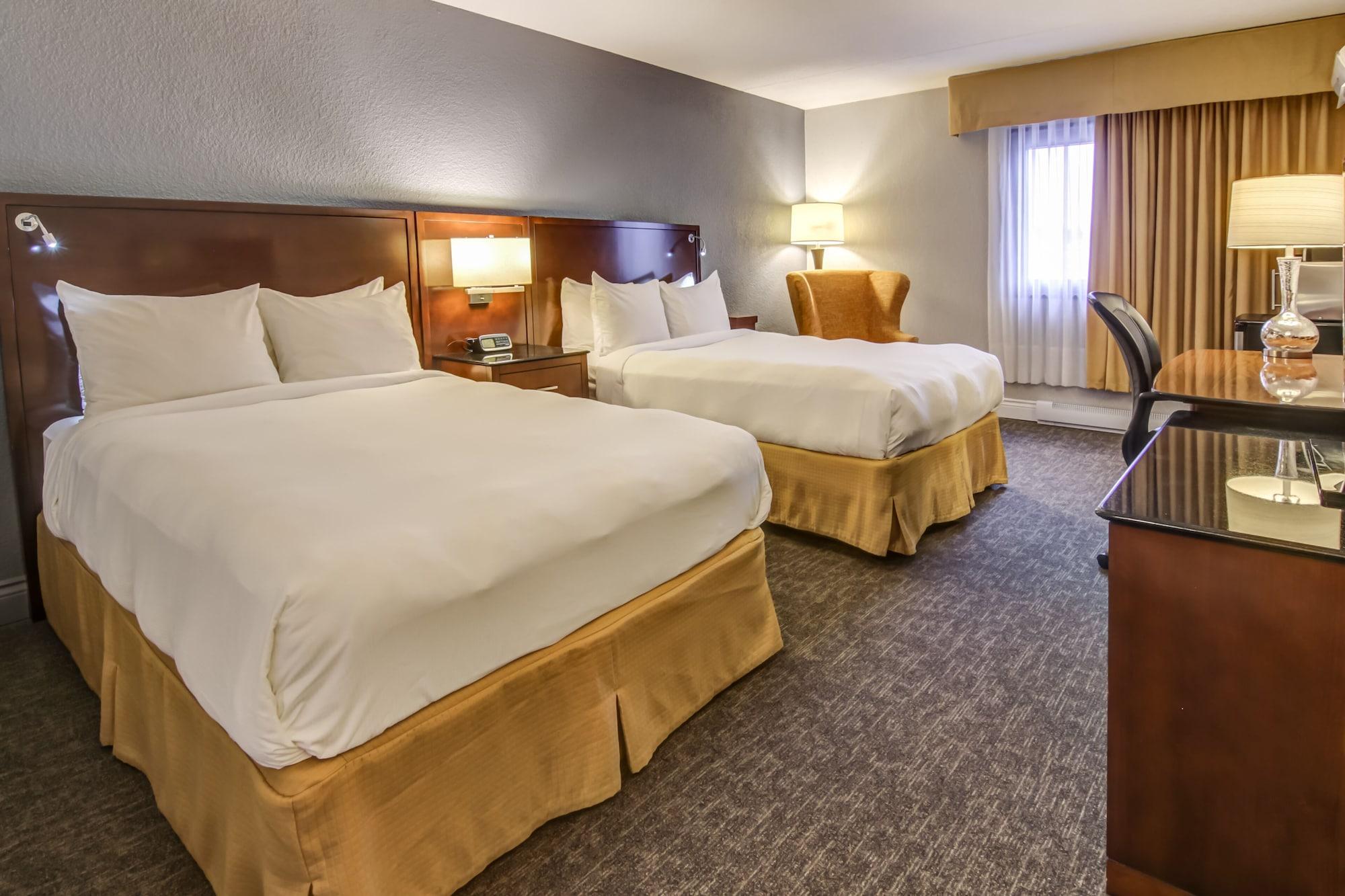 Chicoutimi La Sagueneenne - Hotel Et Centre De Congres מראה חיצוני תמונה