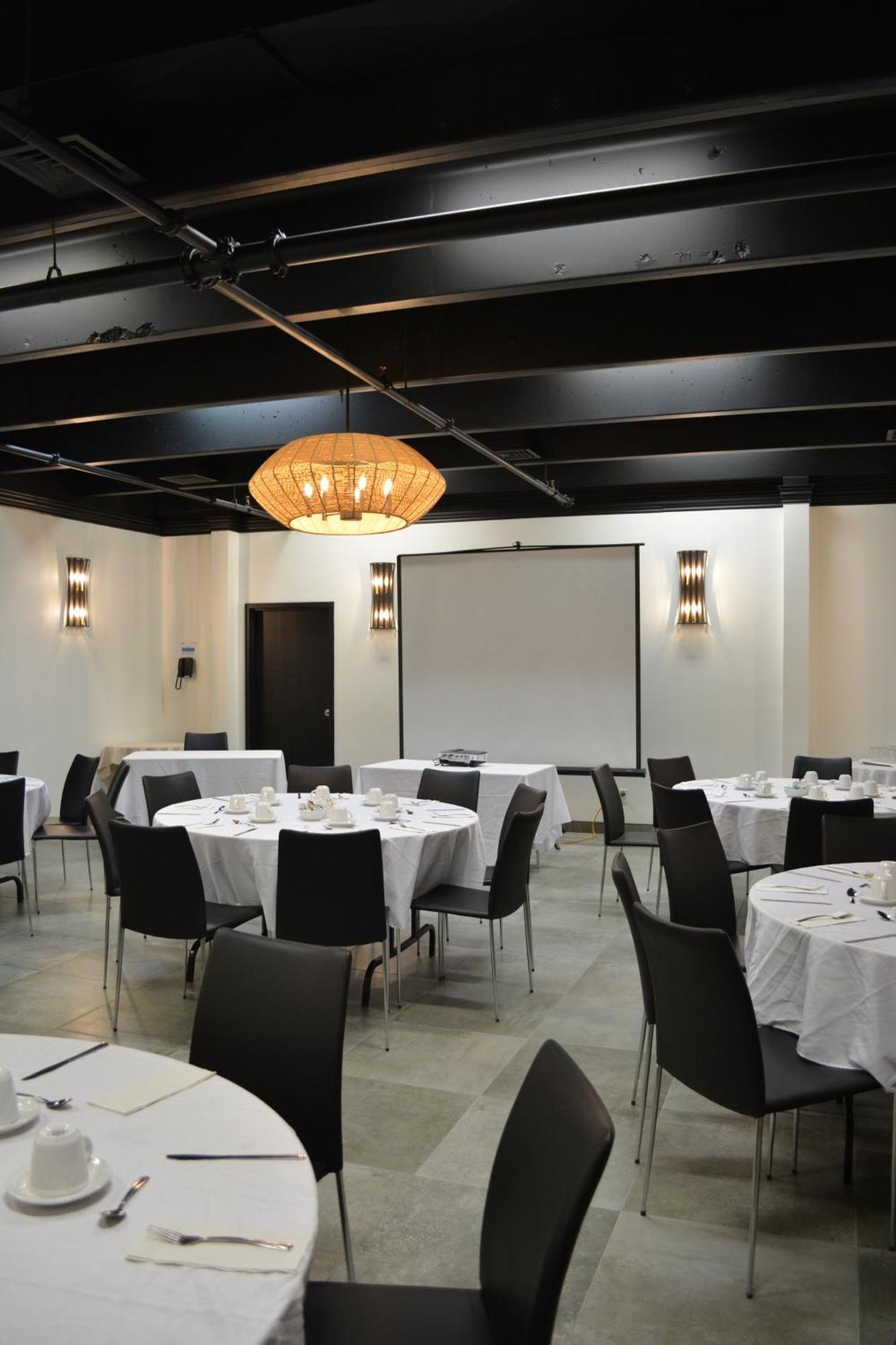 Chicoutimi La Sagueneenne - Hotel Et Centre De Congres מראה חיצוני תמונה
